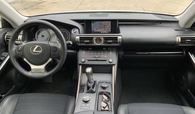 2015 Lexus IS 300h full