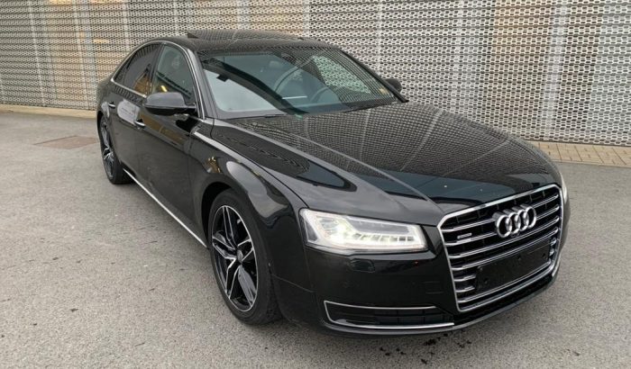 Audi a8 avito