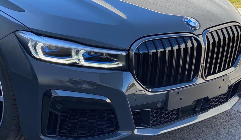 2019 BMW 7 Series 745i M Sport Hibrid full